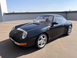 Porsche 993 Carrera schwarz - 1/8 - Pocher