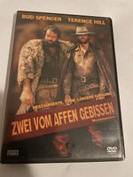 Zwei Vom Affen Gebissen