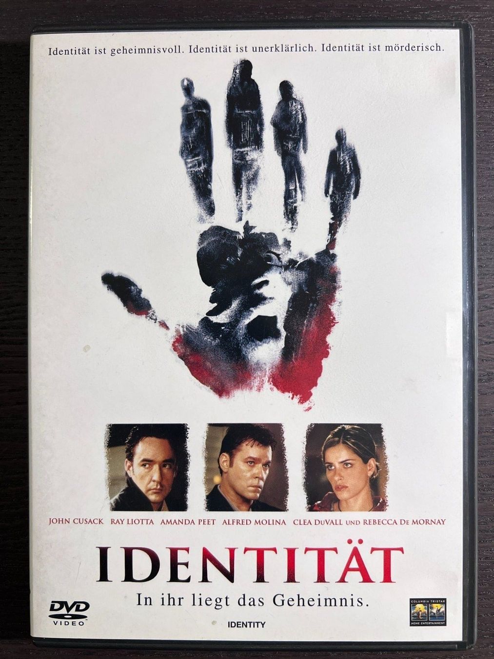 Tutti i DVDs: Identität – Usato da Zürich venduto da FilmFreunde