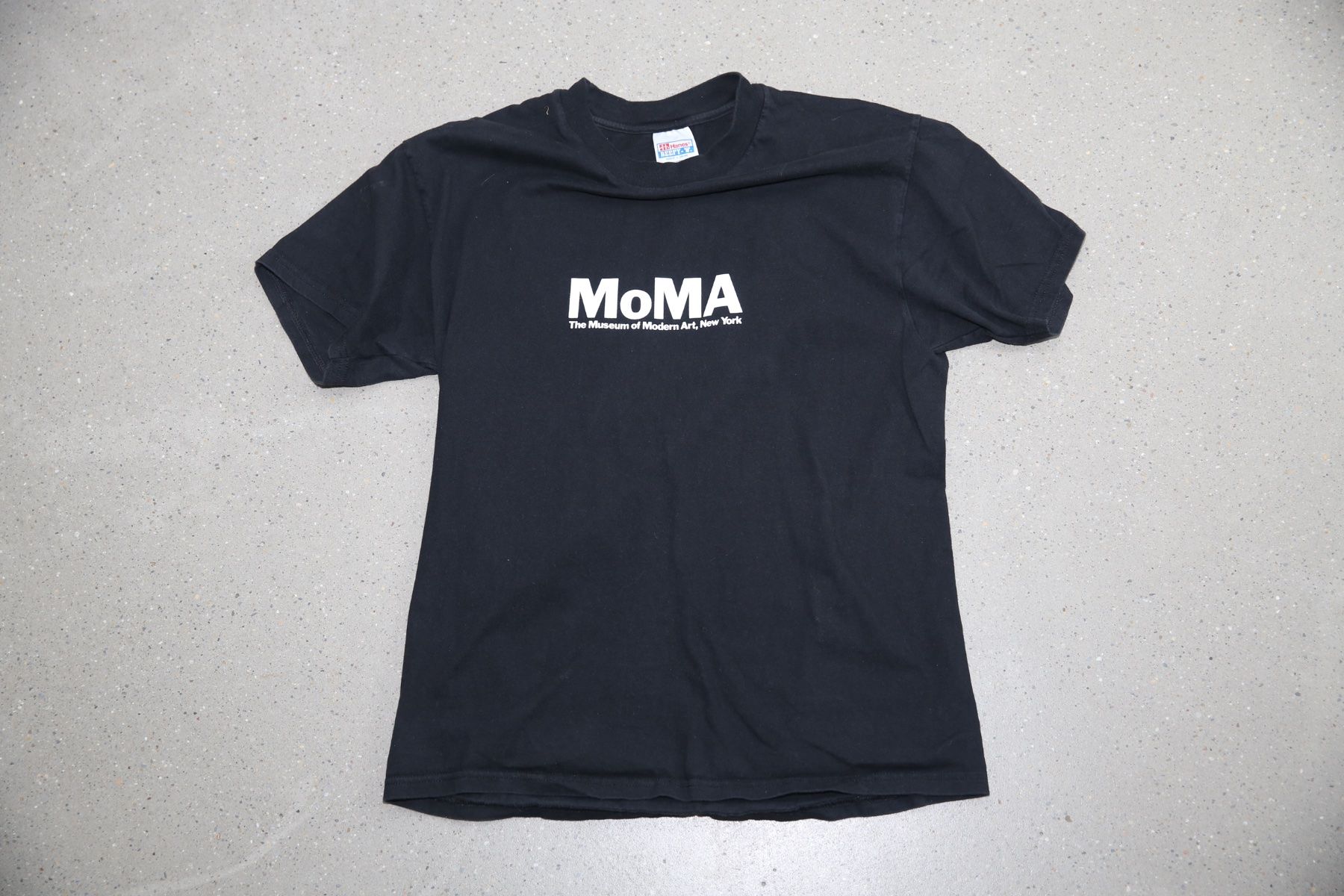 T-shirts: vintage moma shirt – D'occasion à Zürich par considermichael