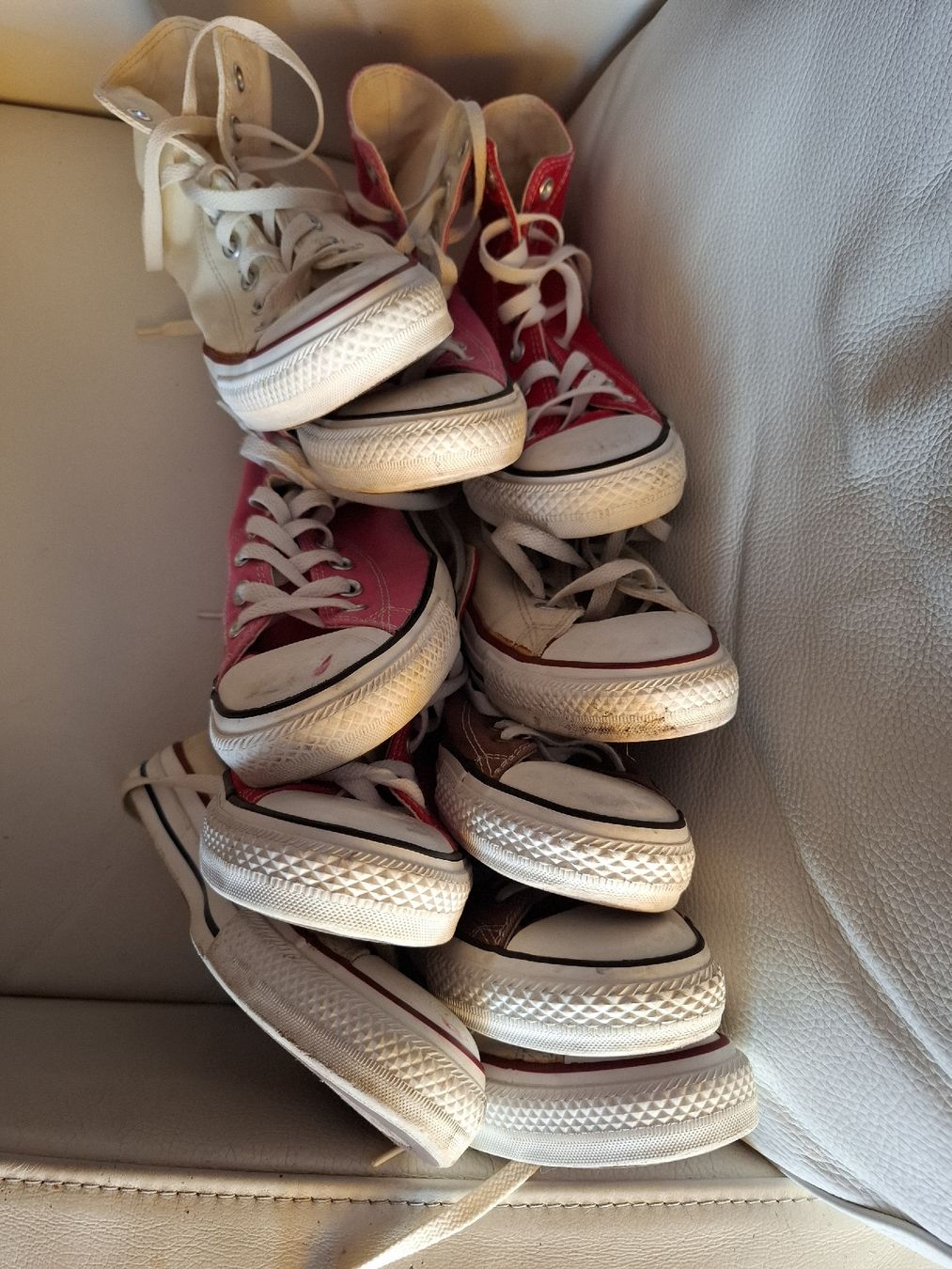 Converse Herrenschuhe: Lot de 5 x Converse taille 7 / 40 *** TOP *** – Gebraucht aus Moutier von Carambaaa 8
