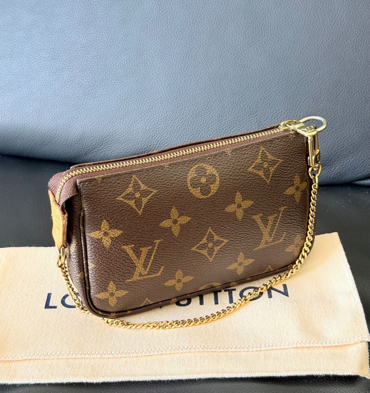 Louis Vuitton Taschen für Damen: Louis Vuitton Mini Pochette Accessoires – Gebraucht aus Reinach AG von gab_8s7m 5