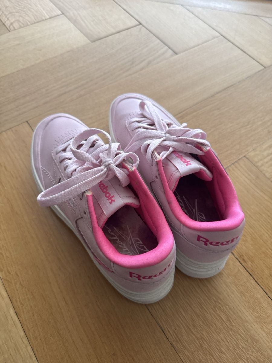 Reebok Damenschuhe: Baskets Reebok / taille 36 – Gebraucht aus Genève von tul_m9mt 2