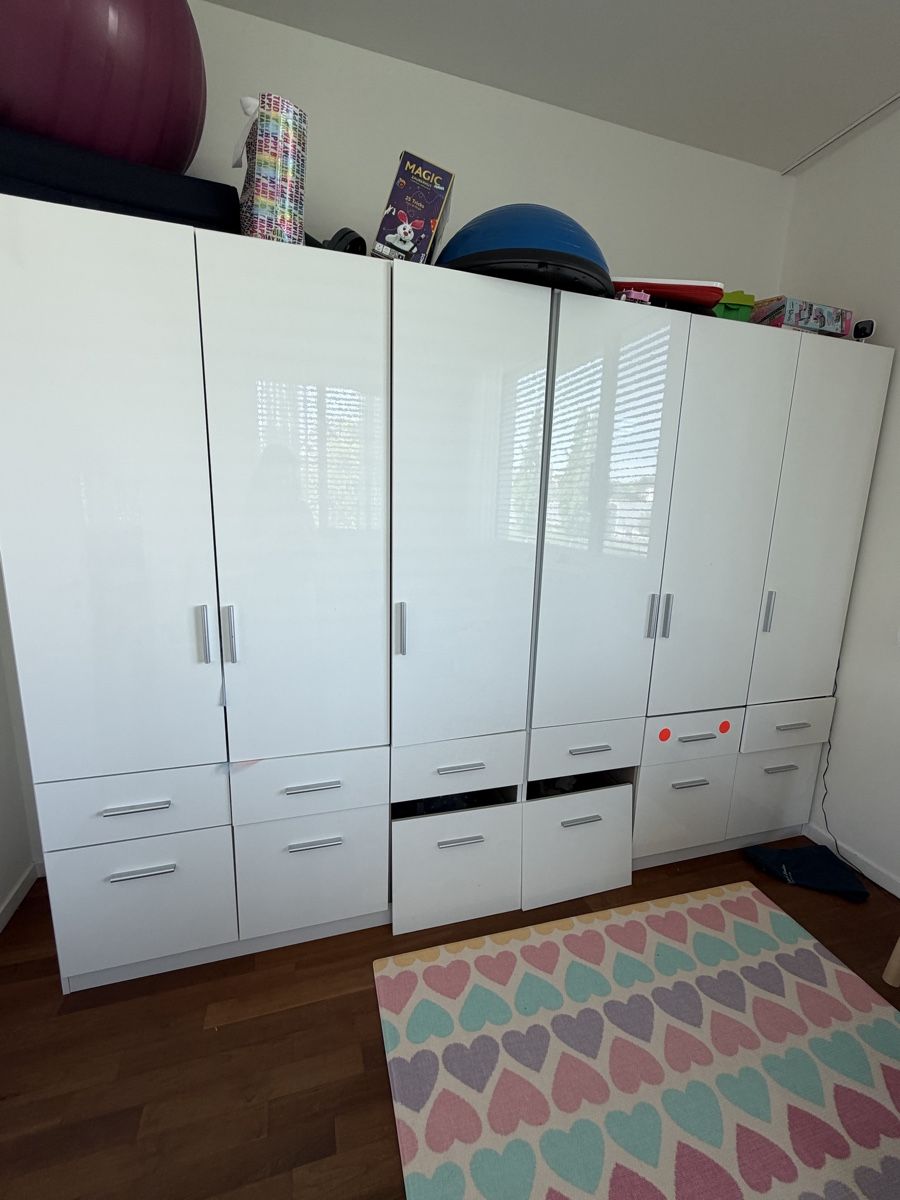 Armadi: Garderobe kleiderschrank (x 2) – Usato da Herrliberg venduto da mel_7gs8 2