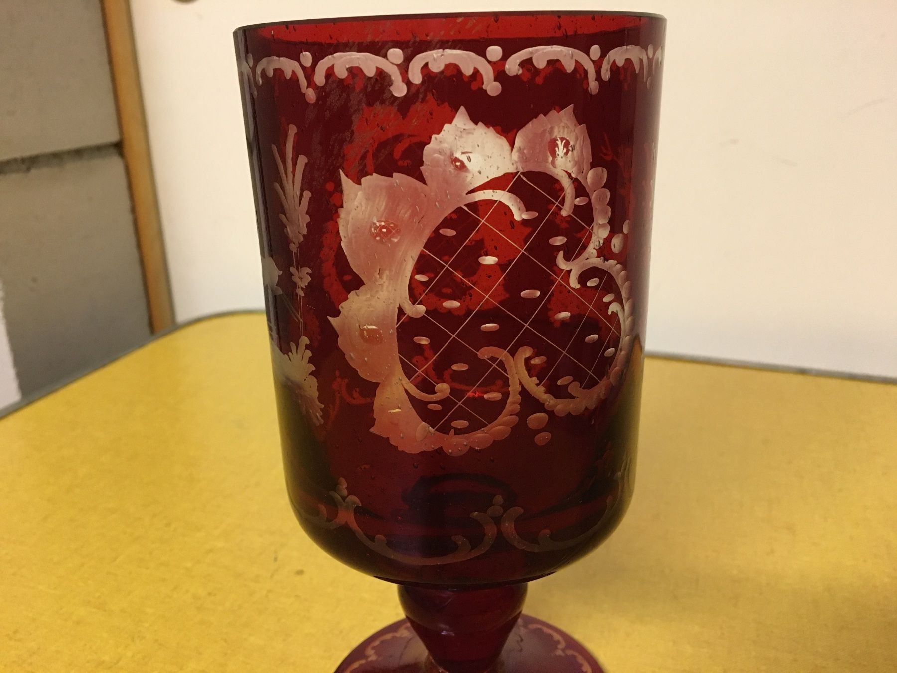 Bicchieri: Alte Böhmische Glas Pokal. – Usato da Lanzenhäusern venduto da vic63 5