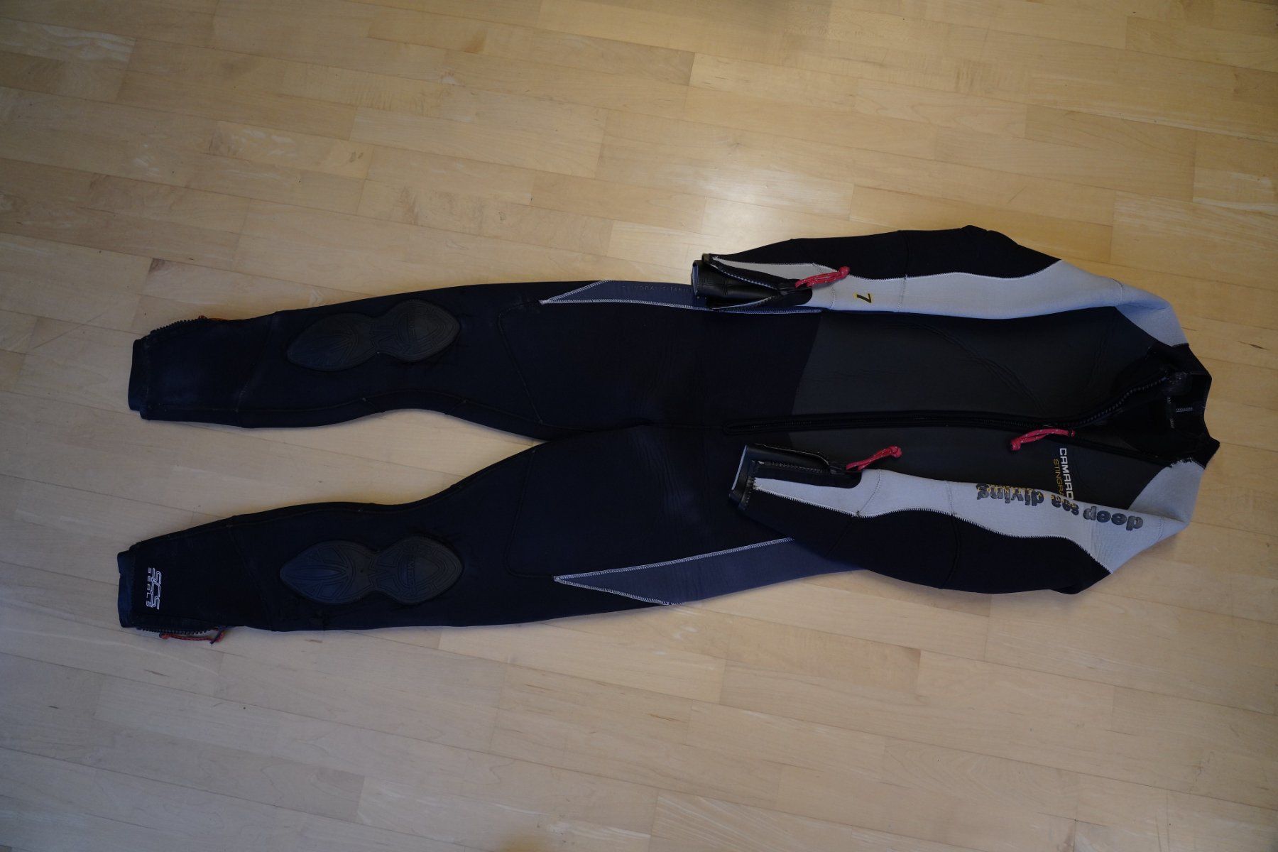 Mute per immersioni: Nassanzug Camaro Stingray 7mm mit Eisweste - Grösse M – Usato da Birmensdorf ZH venduto da chishoro