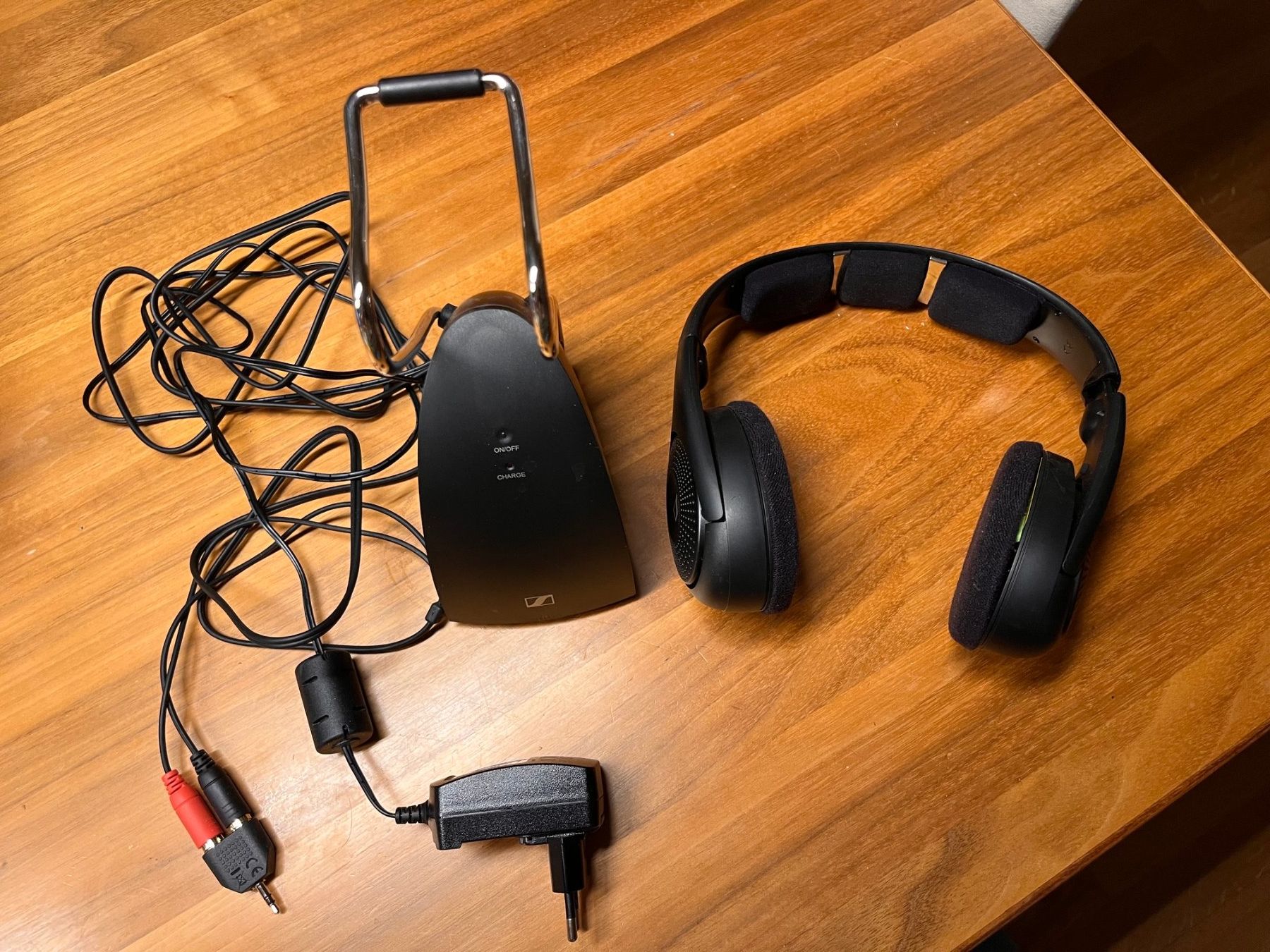 Sennheiser Kopfhörer: Bluetooth-Kopfhörer Sennheiser / TV-Kopfhörer – Gebraucht aus Lyss von sebitron 2