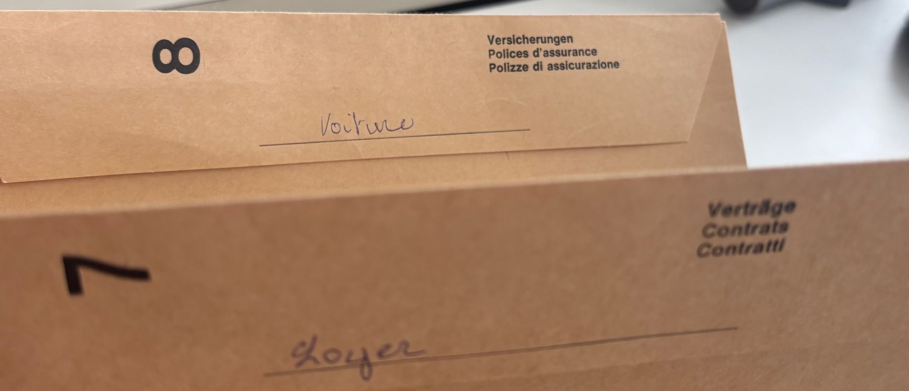 Koffer & Taschen: Porte-documents / Aktenmappen – Gebraucht aus Neuchâtel von gefdeneuch 9