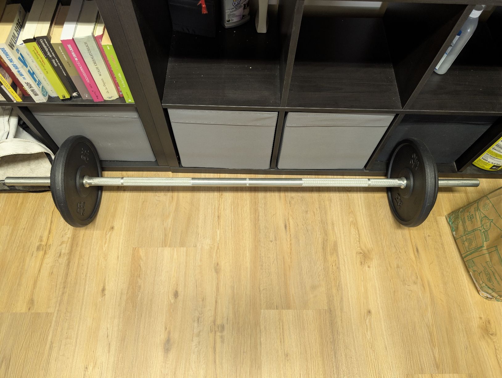 Decathlon Manubri & Pesi: Hantelset mit Kurzhanteln, Kettlebell und Ab-Roller – Usato da Altdorf UR venduto da RayPerson 2
