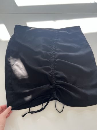 Schwarzer Minirock von Vero Moda, Grösse L, neuwertig