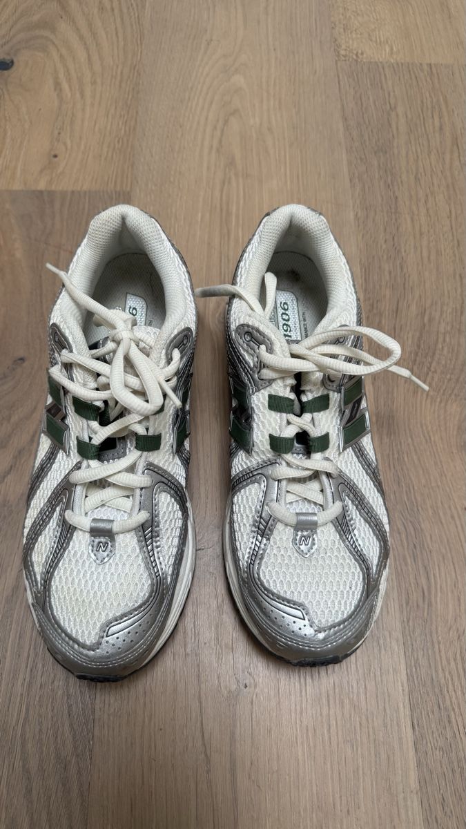 New Balance Scarpe da uomo: New Balance Sneaker 41.5 EU – Usato da Moosseedorf venduto da mswalker