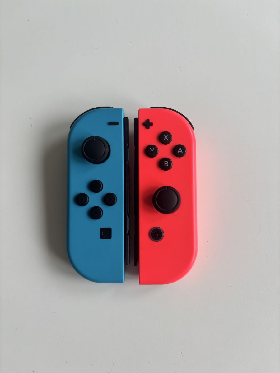 Nintendo Konsolen: Nintendo Switch OLED+Zubehör+Extra Pro Controller - Wie Neu – Gebraucht aus Birmensdorf ZH von alex89_zh 2