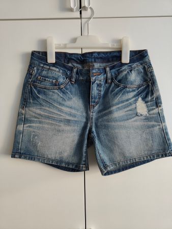 Vero Moda Jeansshorts - Grösse W28