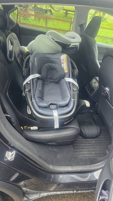 Seggiolini per auto: Maxi Cosi Coral 360 mit isofixbase – Usato da Hüttikon venduto da sav_db25 4