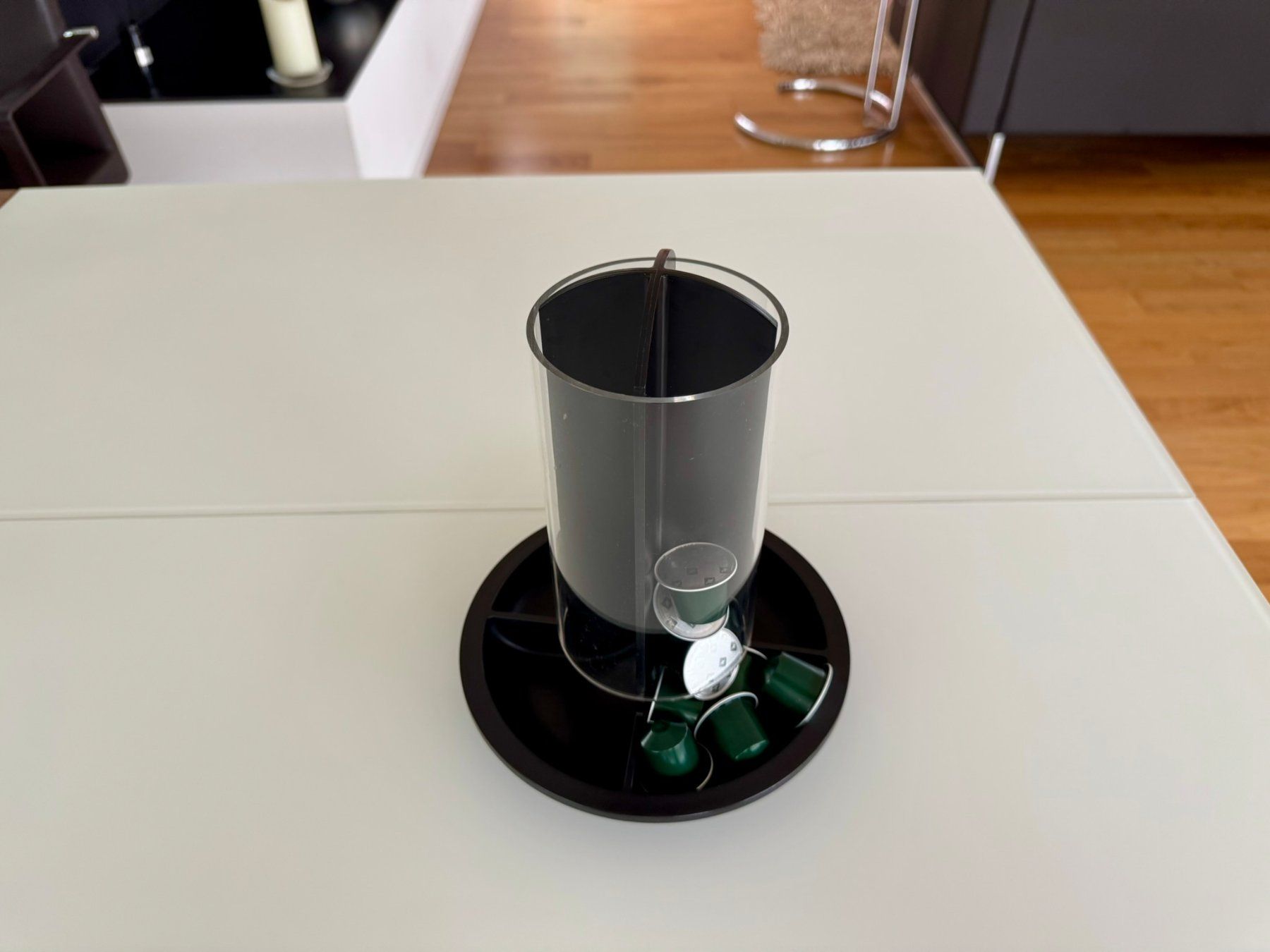 Nespresso Altro per la casa: Original Nespresso Kapselhalter / Kapselspender – Usato da Uster venduto da Shapes 2