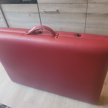 Klappbare Massageliege