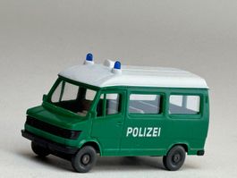 VE1- Wiking Mercedes 207 Polizei Bus