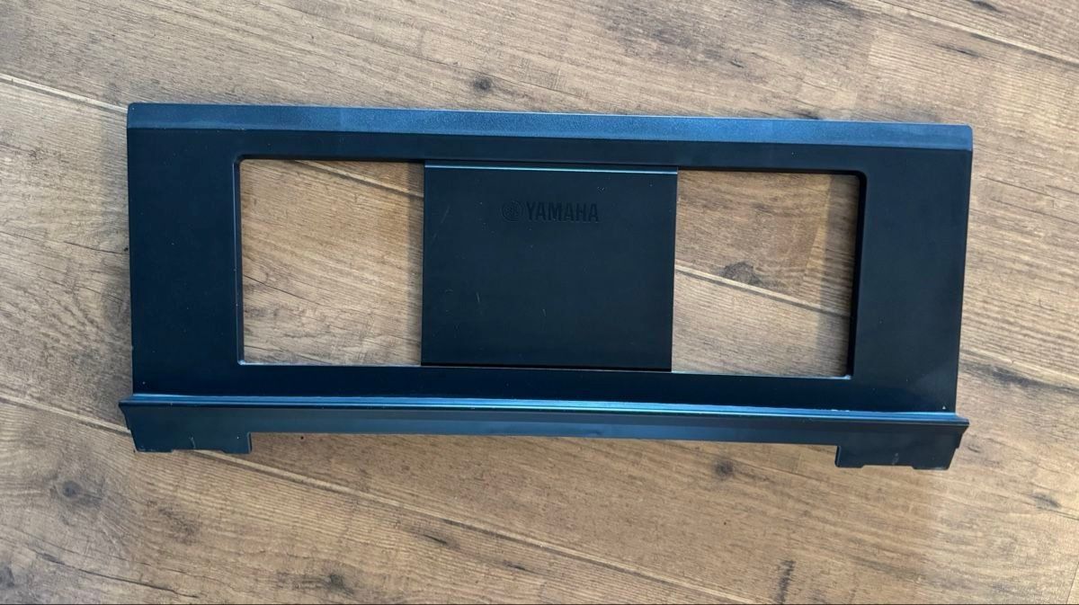 Yamaha Strumenti musicali: Piano électrique Yamaha EZ 220 + table à clavier – Usato da Hermenches venduto da fmont2 3