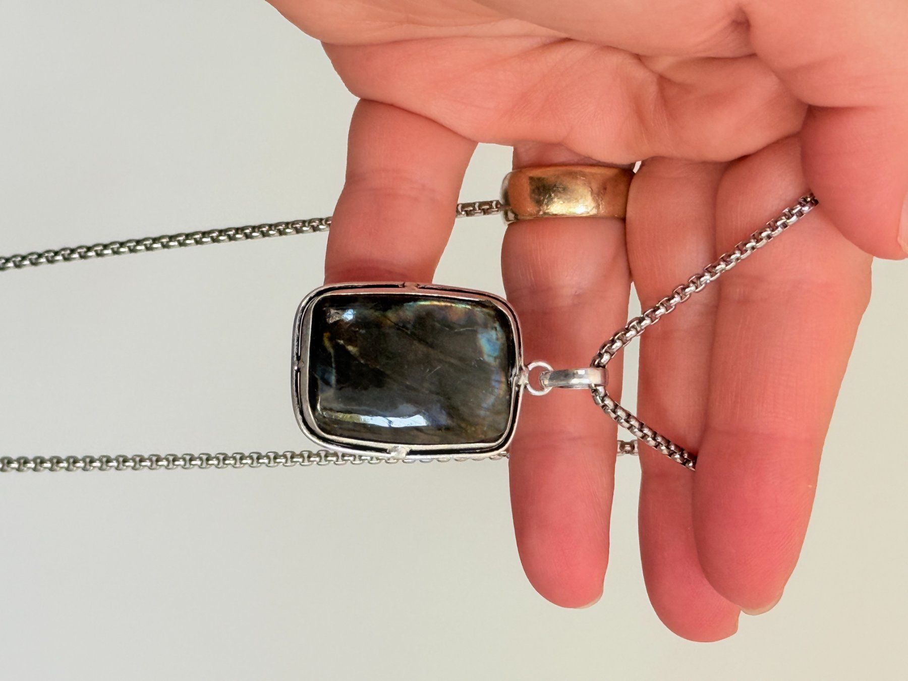 Ketten: Collier avec Labradorite – Neu und originalverpackt aus Genève von AWWA 7