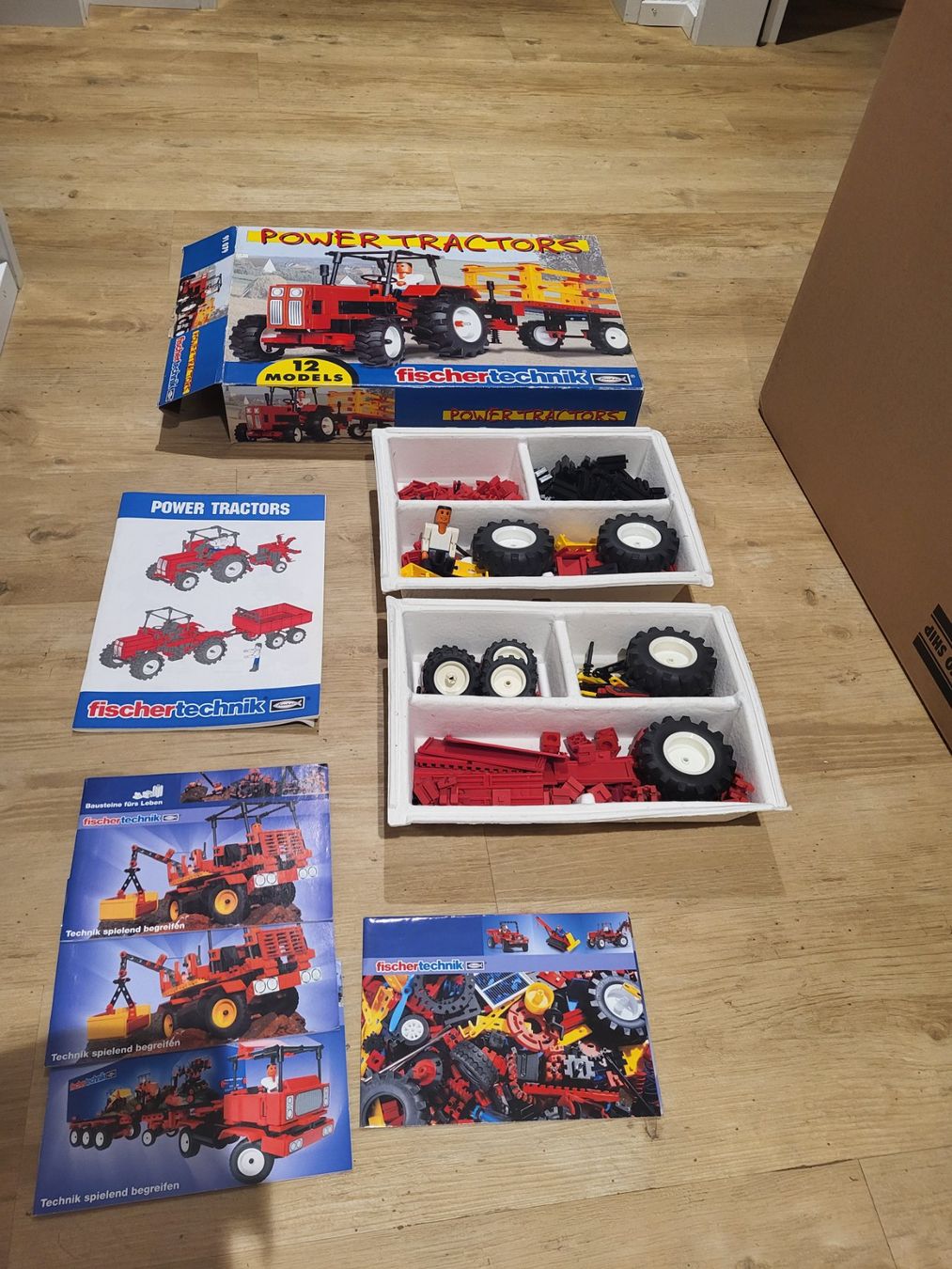 Fischer Kit di costruzioni: Fischertechnik Power Tractors, 12 Modelle – Usato da Niederhelfenschwil venduto da Bruce019 2