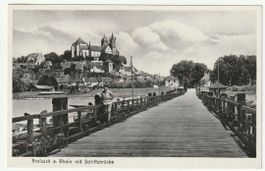 AK Breisach am Rhein, Schiffbrücke, Soldat auf der Brücke