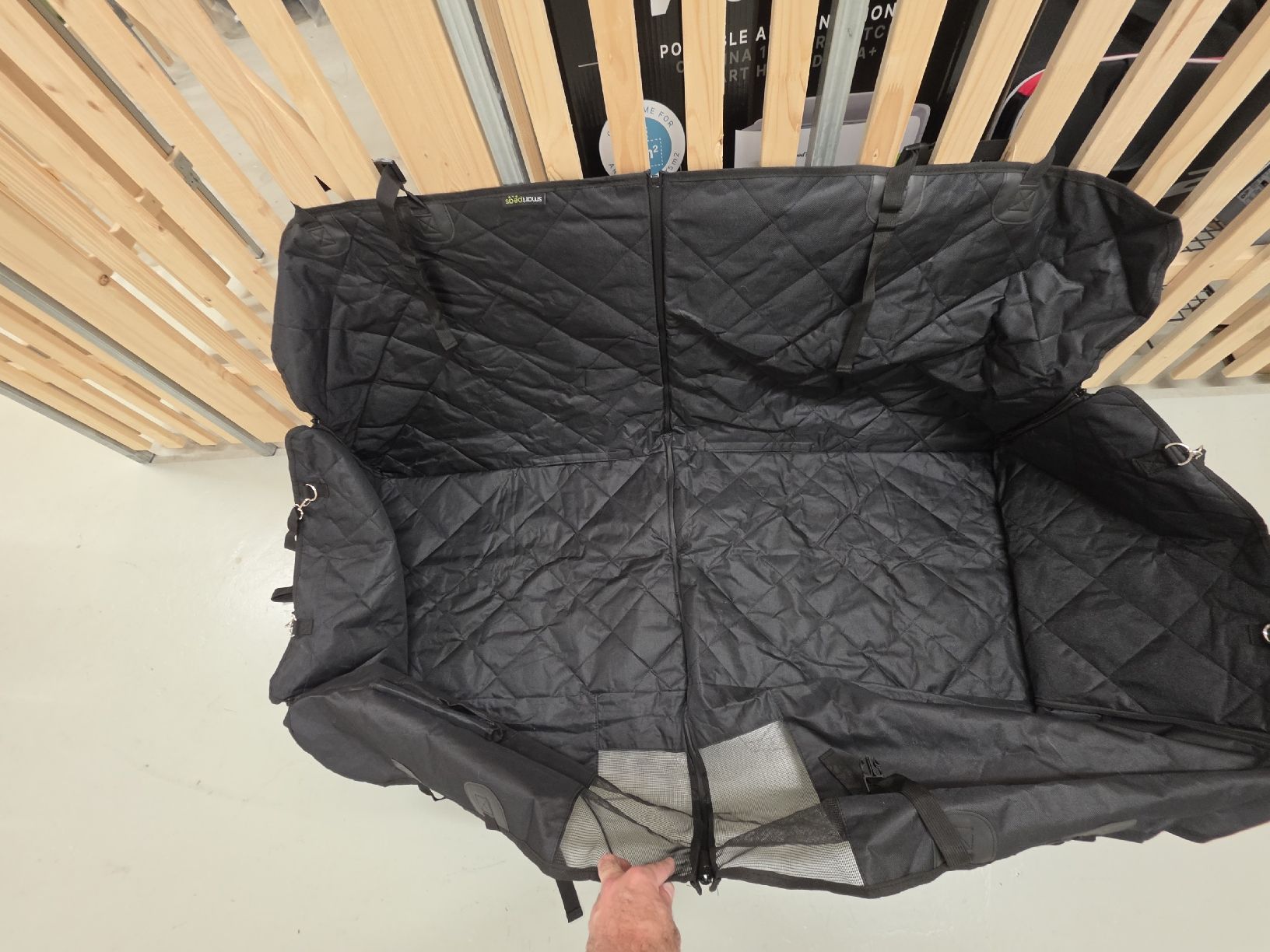 Tappeti & Tappetini: Dog Car Seat Cover Waterproof – Usato da Schlieren venduto da JBalola 1