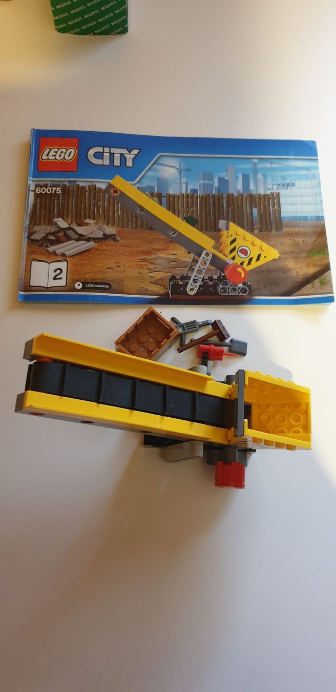 Lego Giocattoli: Lego City Bagger und Transportwagen – Usato da Teufen AR venduto da Nepi2 1