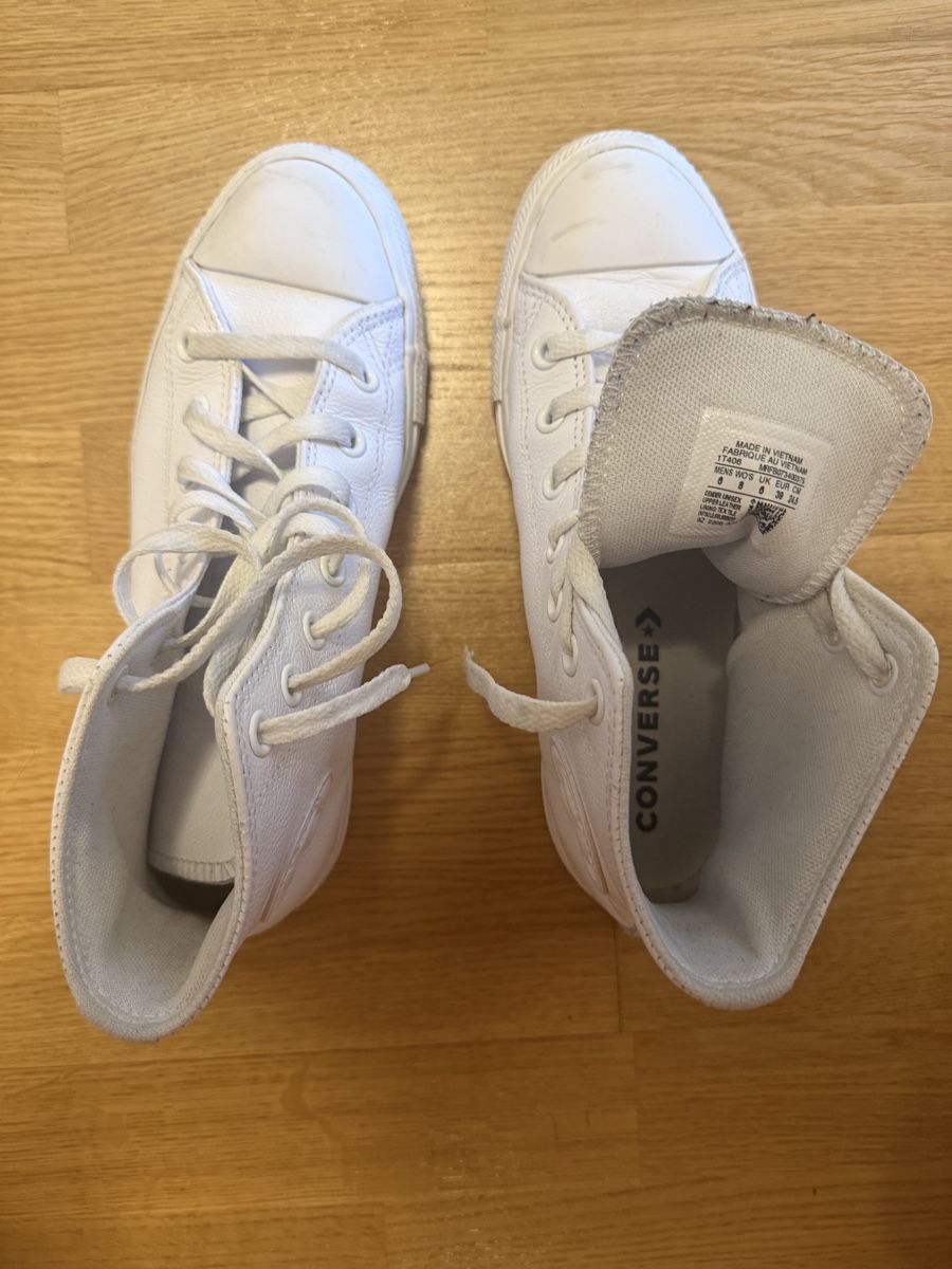 Converse Scarpe da uomo: Converse Chuck Taylor All Star, Size 39, Leather, White – Usato da Zürich venduto da ann_in_zuri