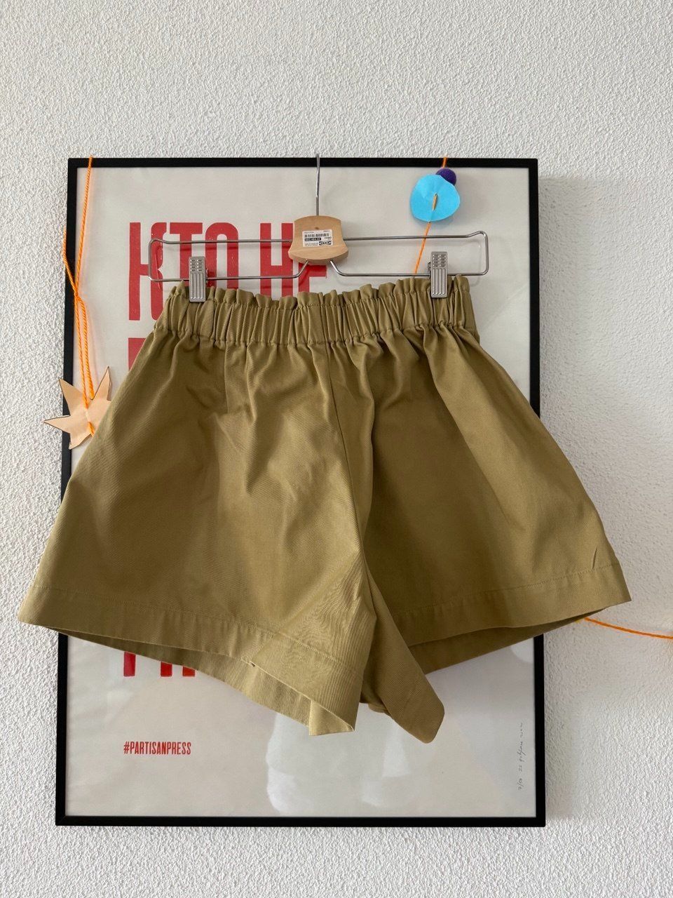 Pantaloni: Urban Rivivo shorts S – Usato da Zürich venduto da futurmutur 2