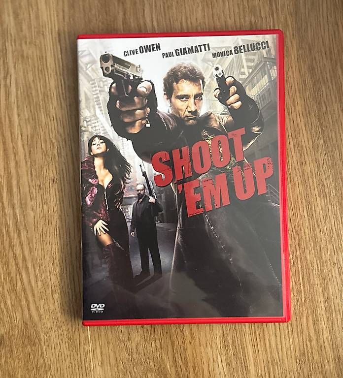 Tutti i DVDs: Shoot em up – Usato da Winikon venduto da fabii011