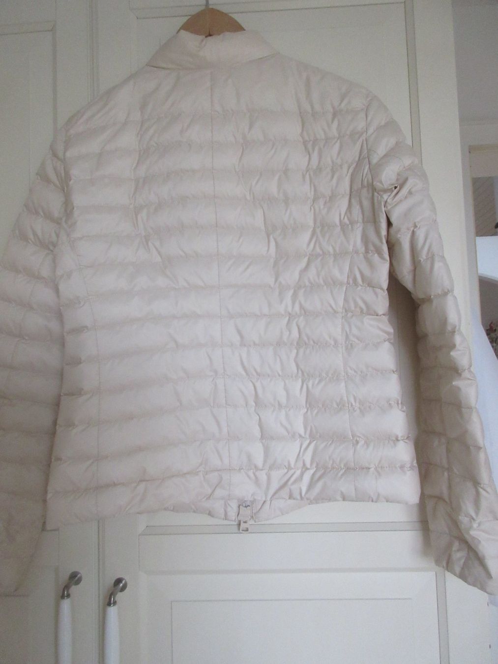 Peuterey Jacken: Daunenjacke Damen Peuterey – Gebraucht aus Untereggen von mb_mb 2