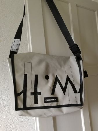 FREITAG F13 TOP CAT TASCHE XL - WIE NEU! NP 320 CHF