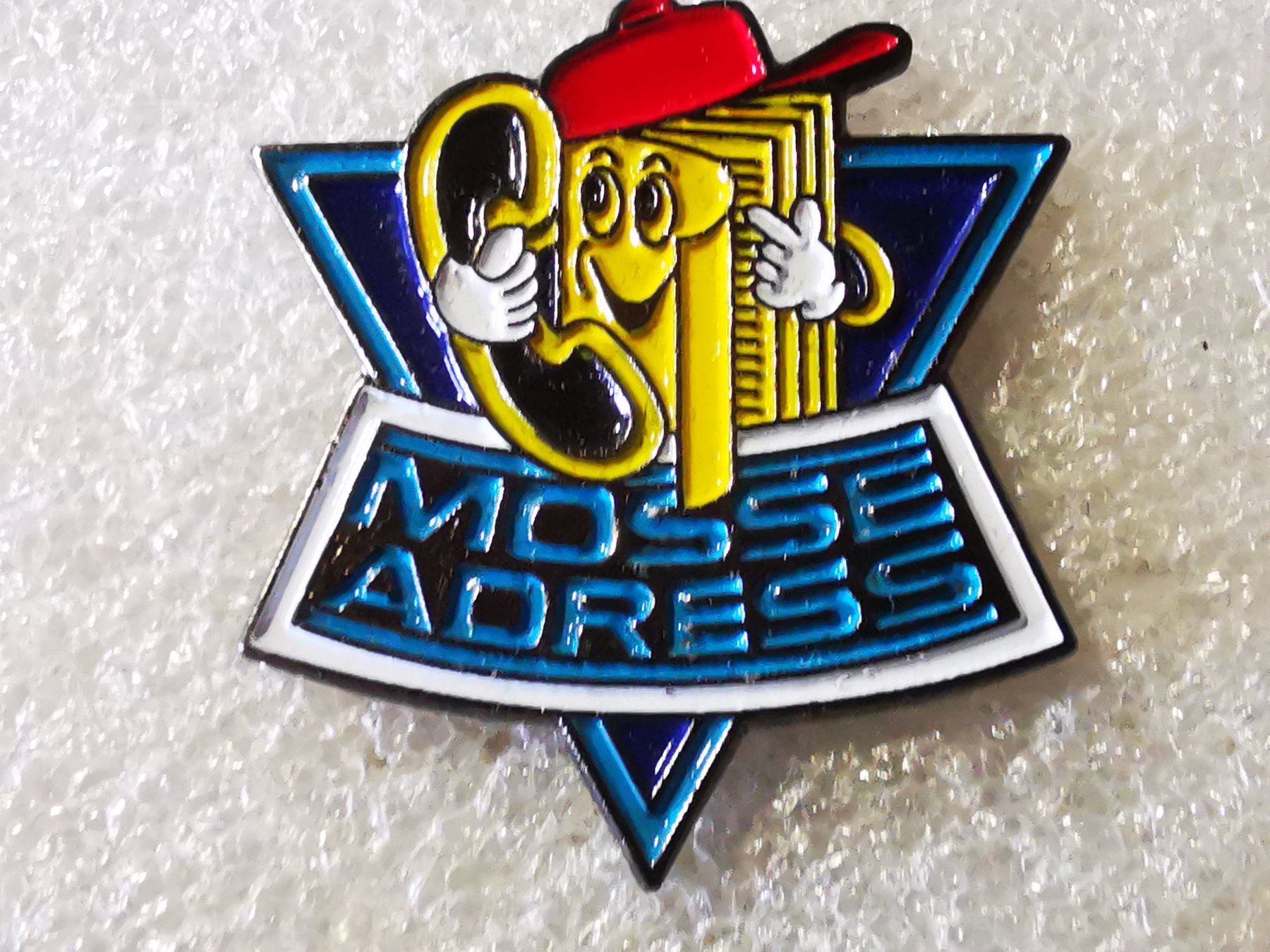 Placchette & Badge: Ansteckpin 147: Mosse Adress – Usato da Oppligen venduto da Pin-Fall-Shop