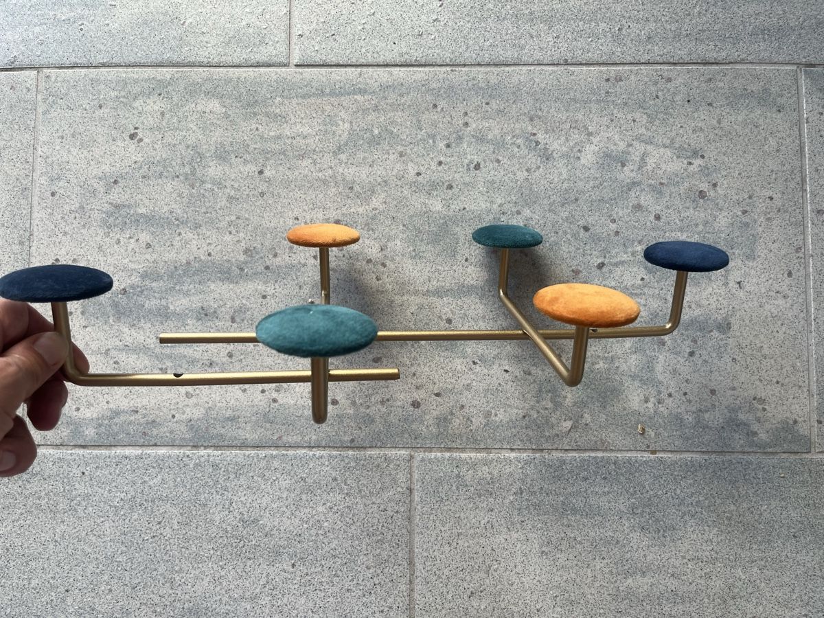 Guardaroba: Coat Hook Gold Metal with Colourful fabric Ends – Usato da Hedingen venduto da ELLIECURR 2