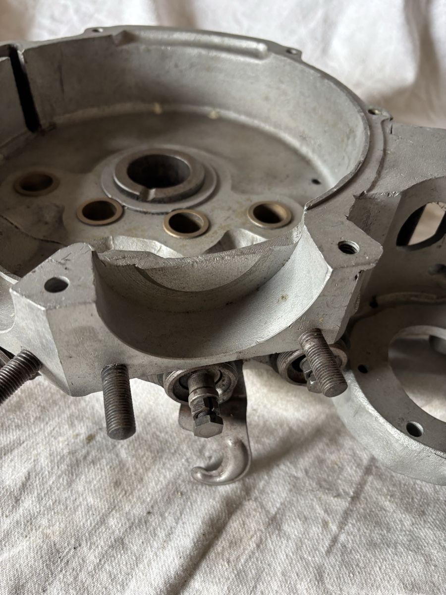 Harley-Davidson Alle Motorradersatzteile: Harley Davidson Motorgehäuse Flad head – Gebraucht aus Schötz von Harley35 3