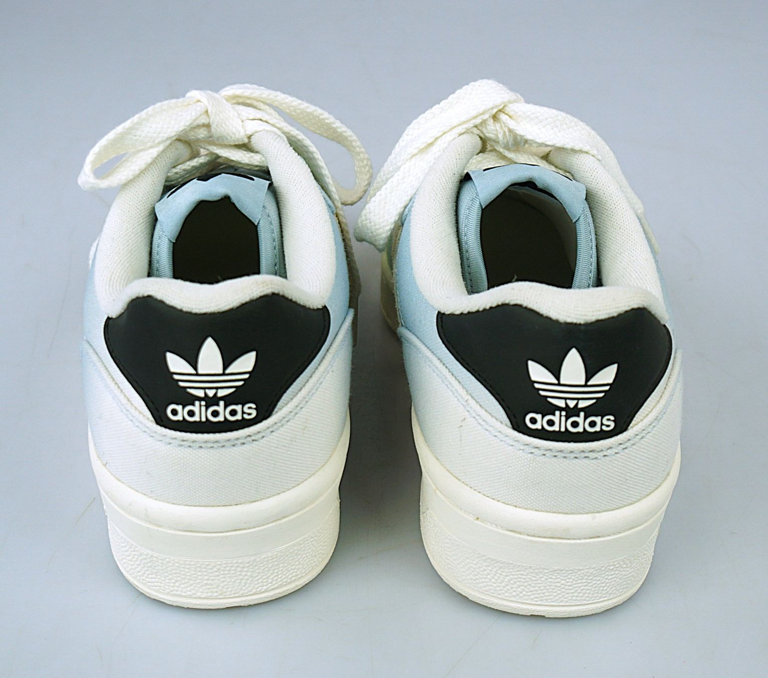 Adidas Scarpe da uomo: ADIDAS Rivalry Low Gr. 42  Ombré Look – Nuovo (secondo la descrizione) da Volketswil venduto da brockipfannenstil 2