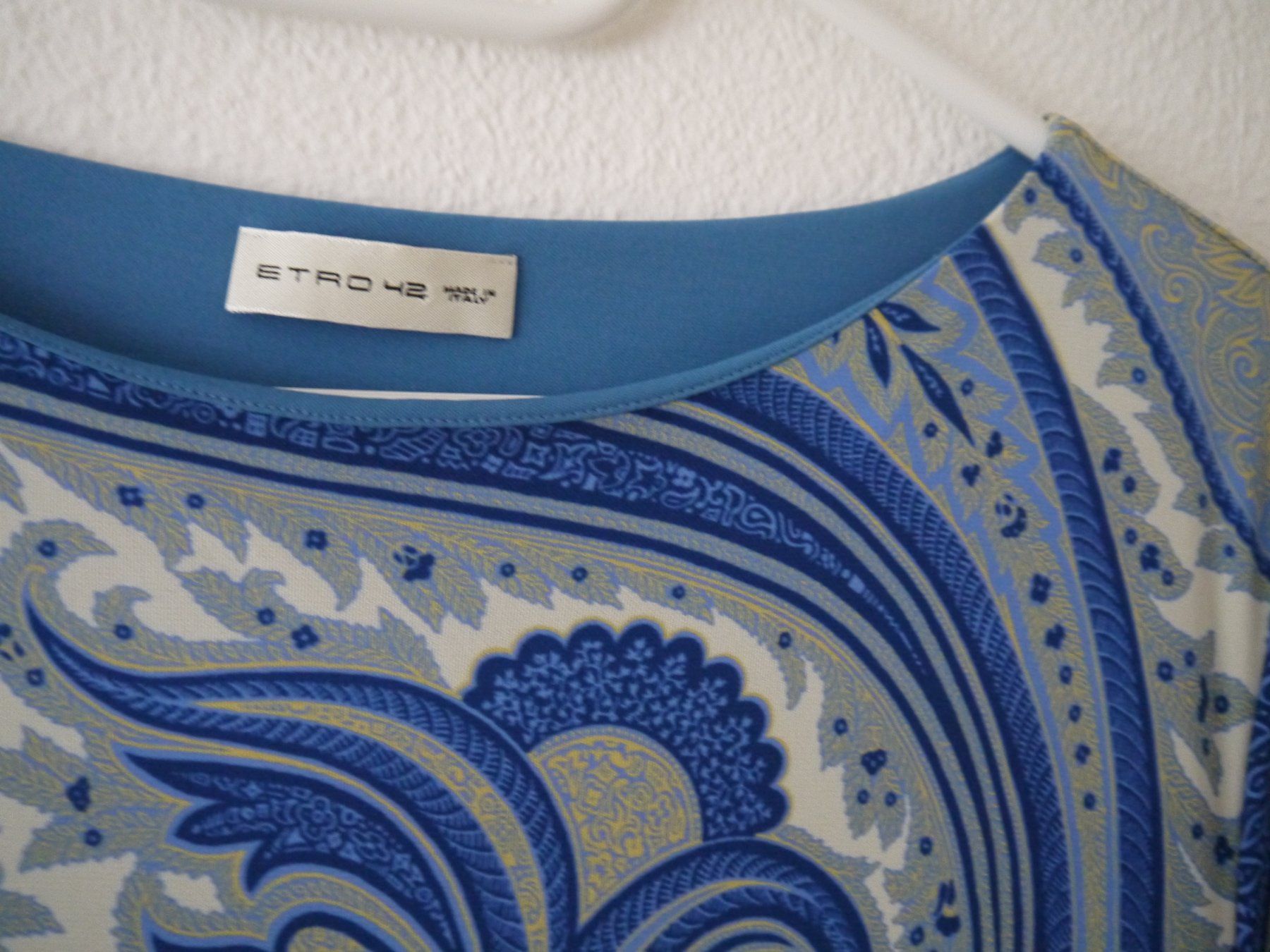 Etro Vestiti: ETRO Kleid, figurbetonend, Gr. It 42 – Usato da Hagendorn venduto da Blaf 1