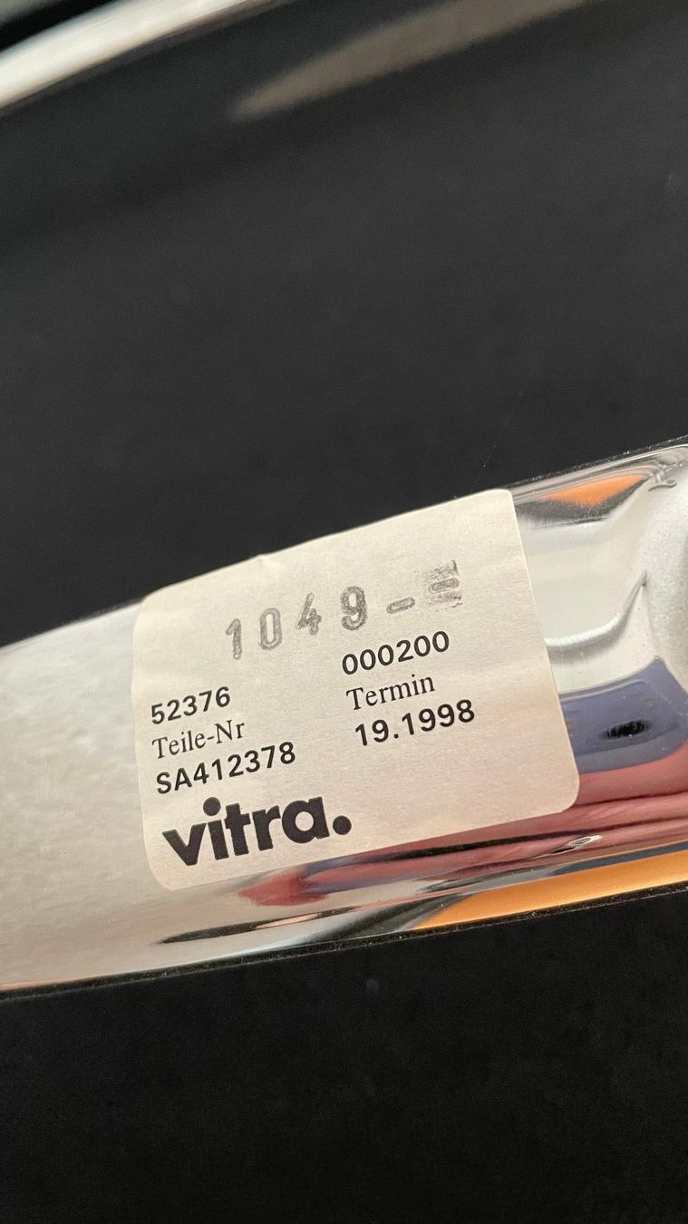 Vitra Sedie: 2 Vitra Eames Soft Pad Bürostühle Leder dunkelgrün – Usato da Muri b. Bern venduto da 4claudi 3