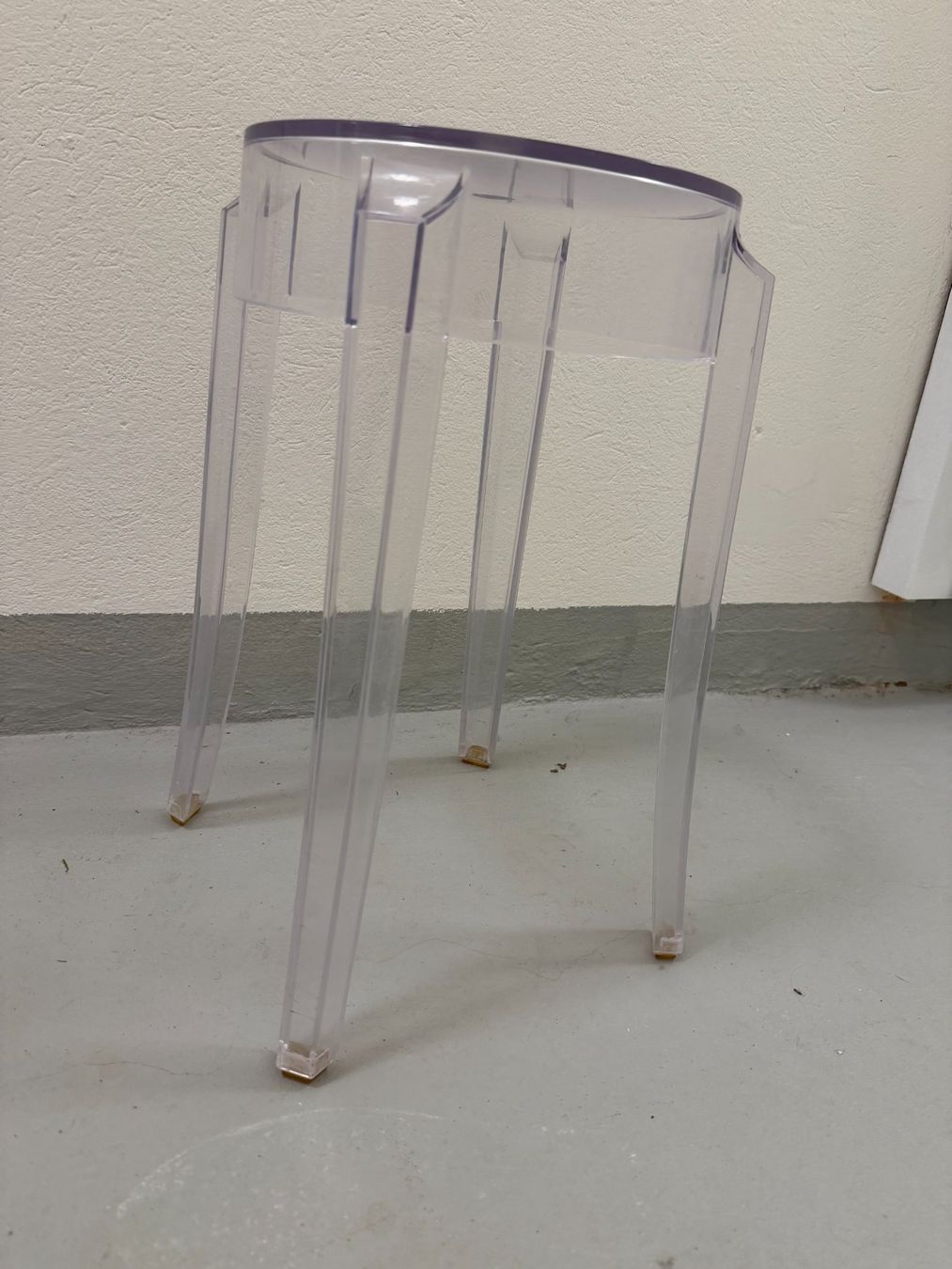 Kartell Sgabelli: Tabouret Kartell - Charles Ghost - Philippe Starck – Usato da Morges venduto da acm_lg5s 2