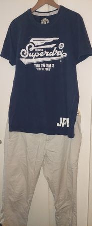 SUPERDRY TSHIRT L SET plus Pantalon 52 offert L