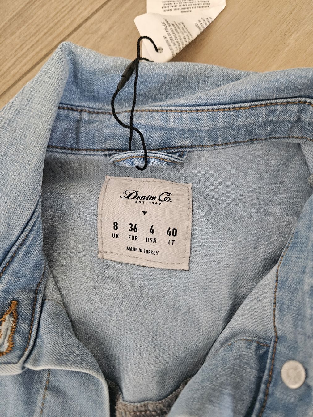 Vestiti & Gonne: neues Jeanskleid – Nuovo (secondo la descrizione) da Küssnacht am Rigi venduto da Goldsturm 1