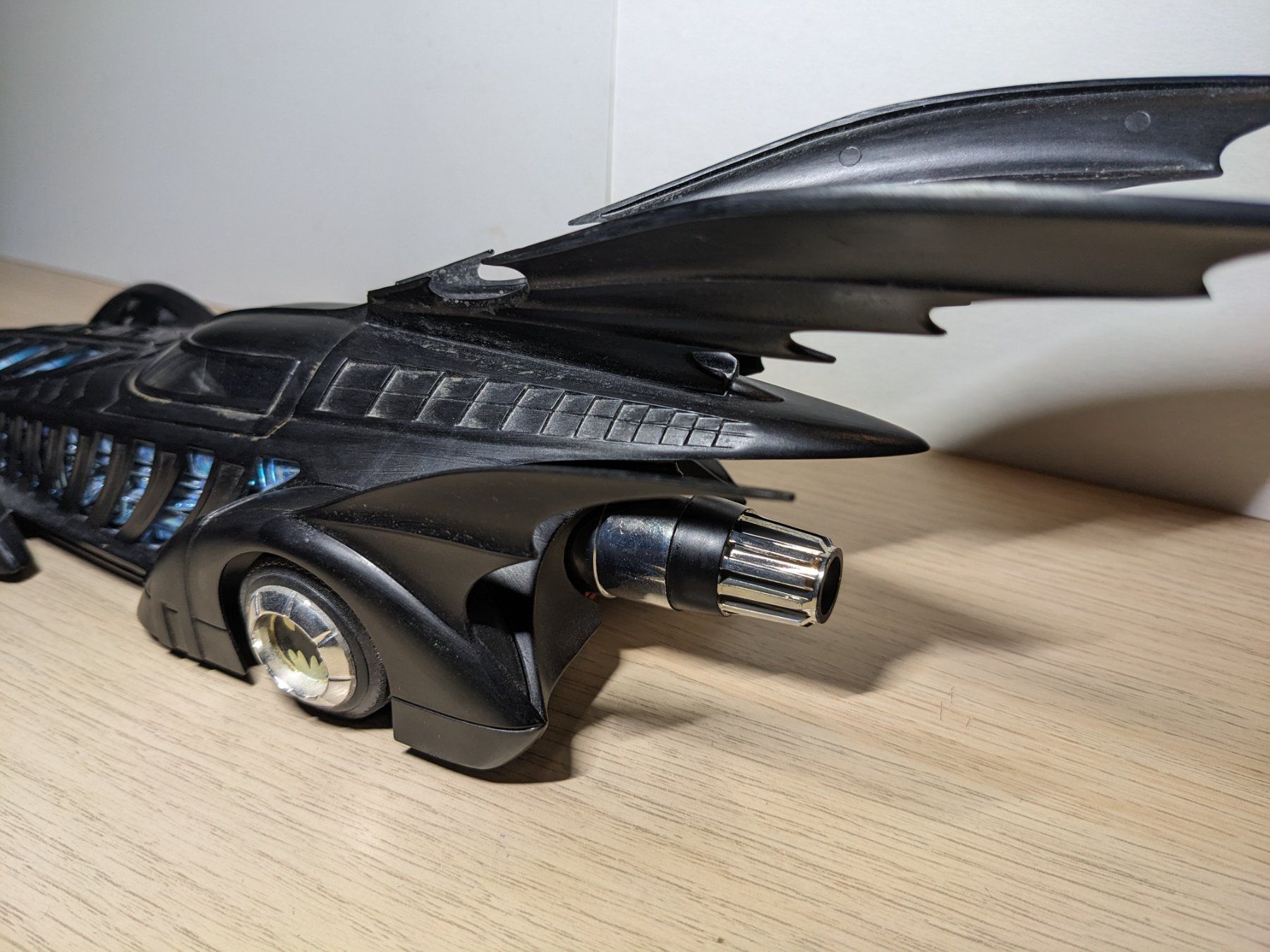 Revell Modellautos: Revell - AMT Batman Forever Batmobile 1-25 Model Kit – Gebraucht aus Gland von  5