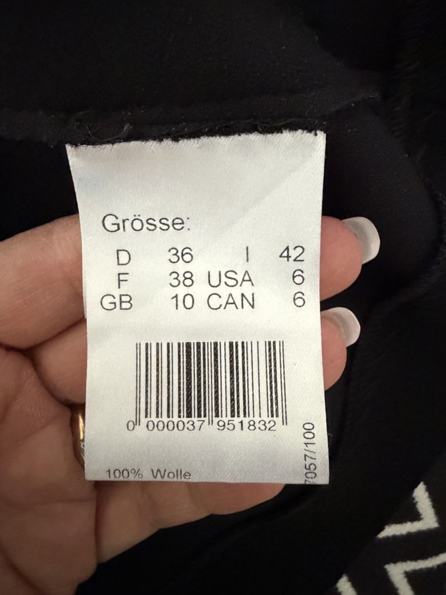 Pullover & Sweatshirts: Sweater/ jacket size 36 – Gebraucht aus Münchenstein von ArleneLM 4
