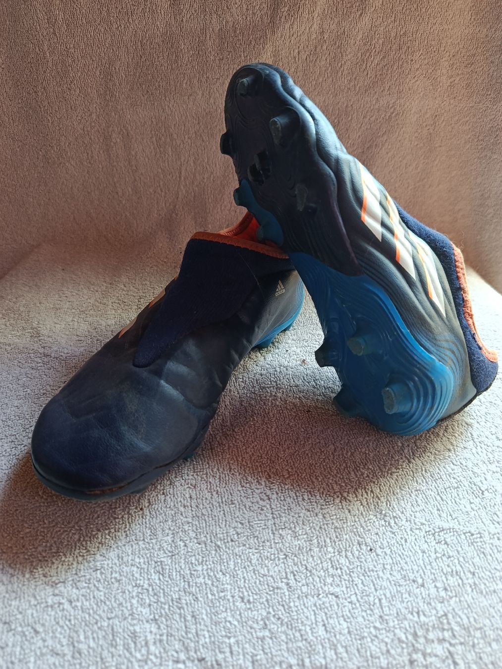 Adidas Herrenschuhe: Fußballschuhe  – Gebraucht aus Aarwangen von GiLANi
