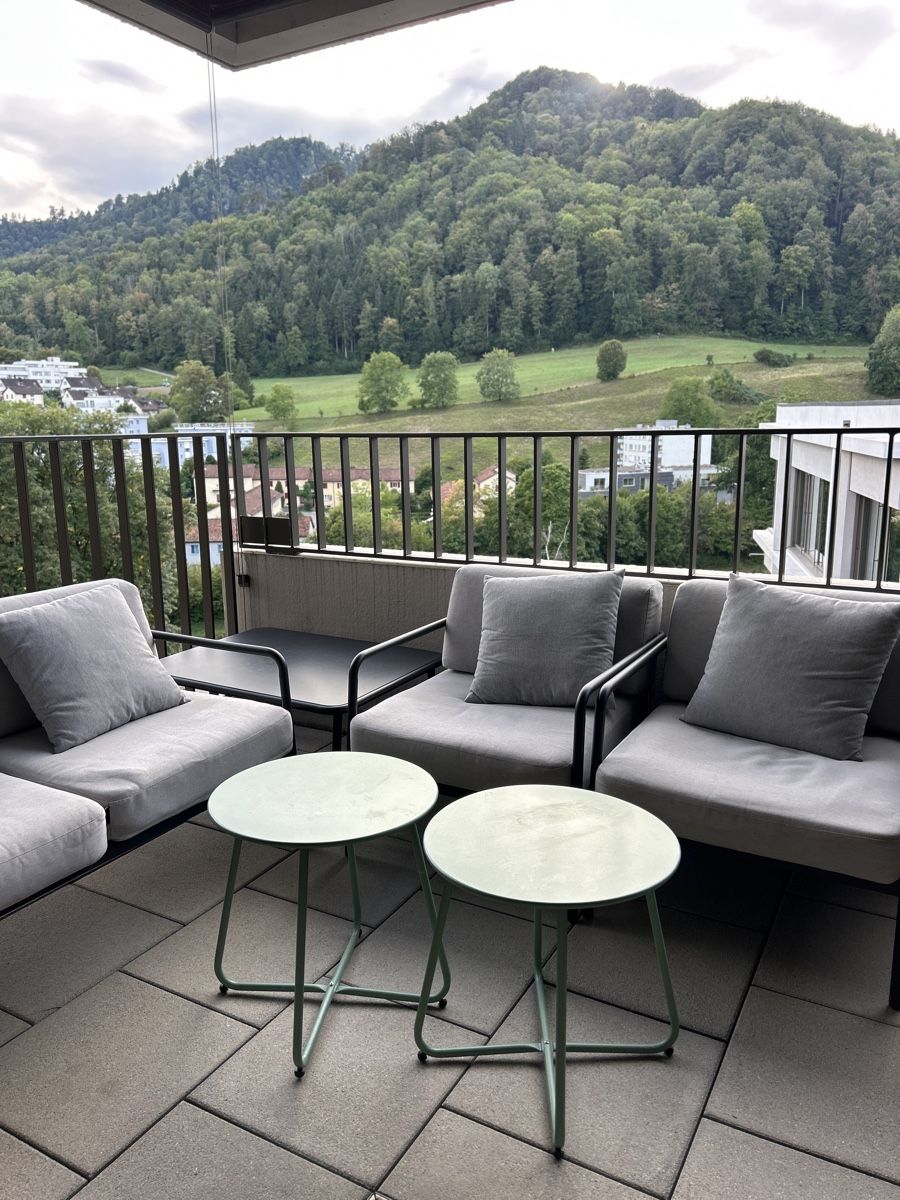 Tische: Set 2 tavolini da balcone verde chiaro – Gebraucht aus Zürich von Lauracusco 2