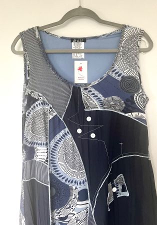 Schönes leichtes Sommerkleid
