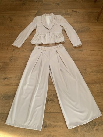 Imperial, Deux Piece, M