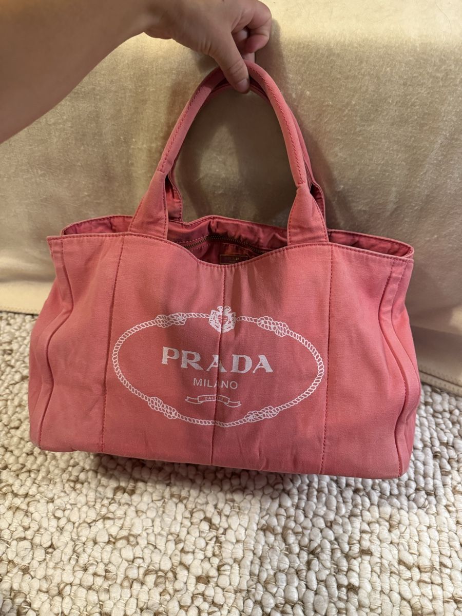 Prada Borse da donna: Sac tote bag rose Prada – Usato da Lausanne venduto da Titivintage