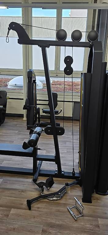 Hometrainer: LowRow / Latzug – Usato da Reinach BL venduto da inf_2lmk 2