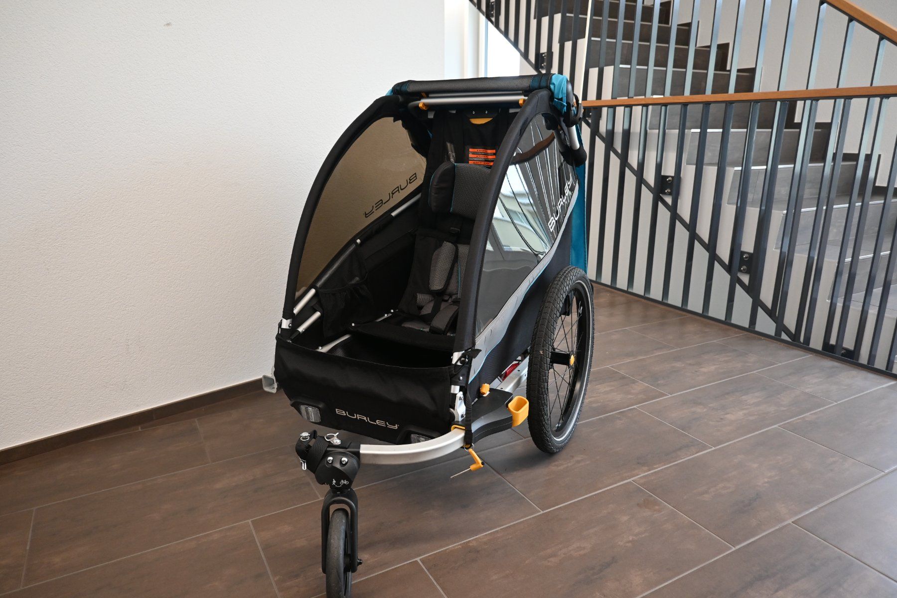 Burley Anhänger: Premium Veloanhänger Burley D'Lite X Single – Gebraucht aus Wollerau von Karamalzii 1